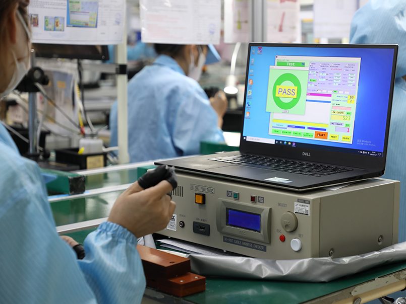Máquina de prueba de módulos totalmente automatizada